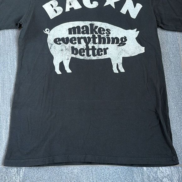NWOT Recycled Karma ODDPEOPLE Bacon Makes Everything Better Relaxed Tee Black M - Picture 5 of 14